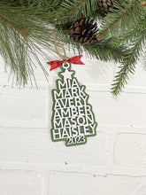 Load image into Gallery viewer, Personalized Family Tree Ornament