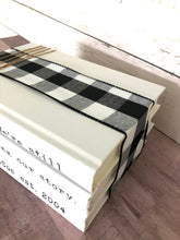 Load image into Gallery viewer, Personalized Book Stack