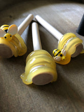 Load image into Gallery viewer, Honey Bee Dipper