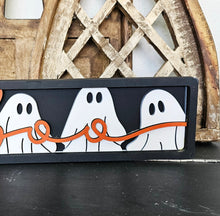 Load image into Gallery viewer, Halloween Shelf Decor