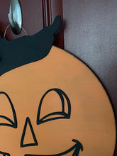 Load image into Gallery viewer, Jack O Lantern Door Hanger