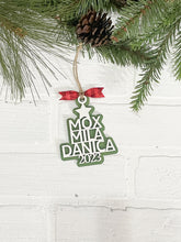 Load image into Gallery viewer, Personalized Family Tree Ornament
