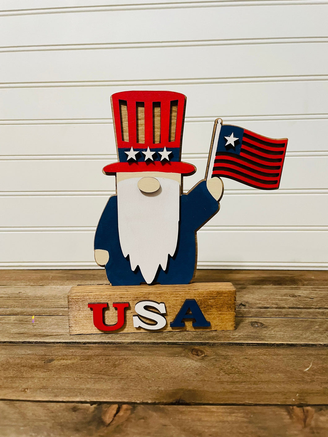 Patriotic Gnome Shelf Sitter